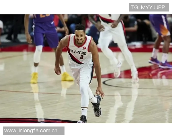 热火上半场三分球表现惊艳丰泰基奥热巴联手助力命中率高达80