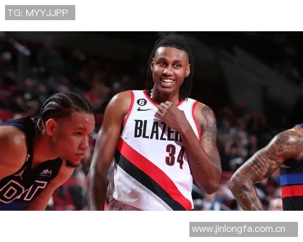 贾巴里沃克称赞埃奇库姆沉着冷静学习能力超群令人印象深刻