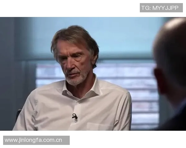 曼联小将谢伊莱西受邀英格兰队训练课展现潜力与成长