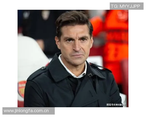 国足主帅人选或在十月揭晓足协倾向于经验丰富的欧洲教练